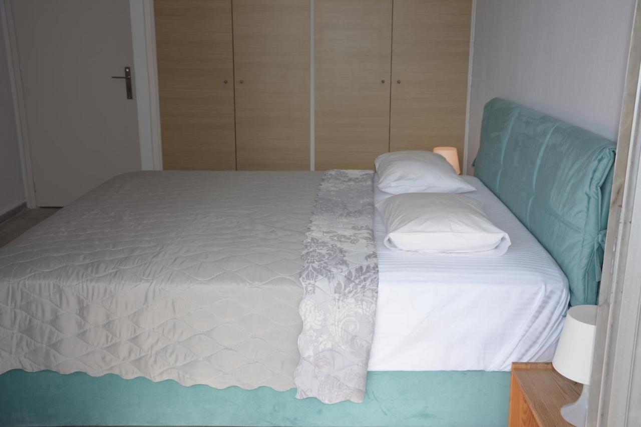 Luca Apartments PalaiónTsiflíkion Eksteriør bilde