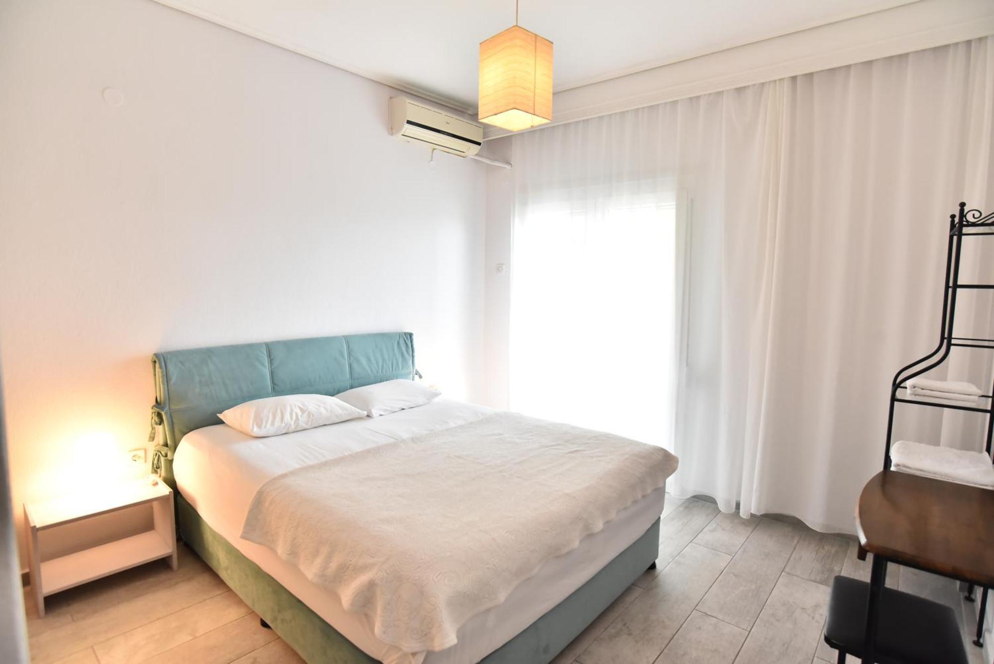 Luca Apartments PalaiónTsiflíkion Eksteriør bilde