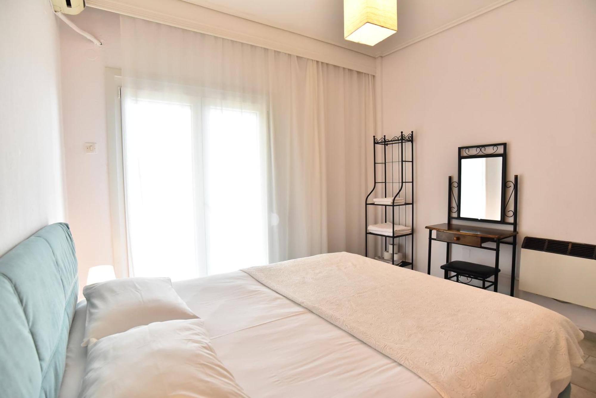 Luca Apartments PalaiónTsiflíkion Eksteriør bilde