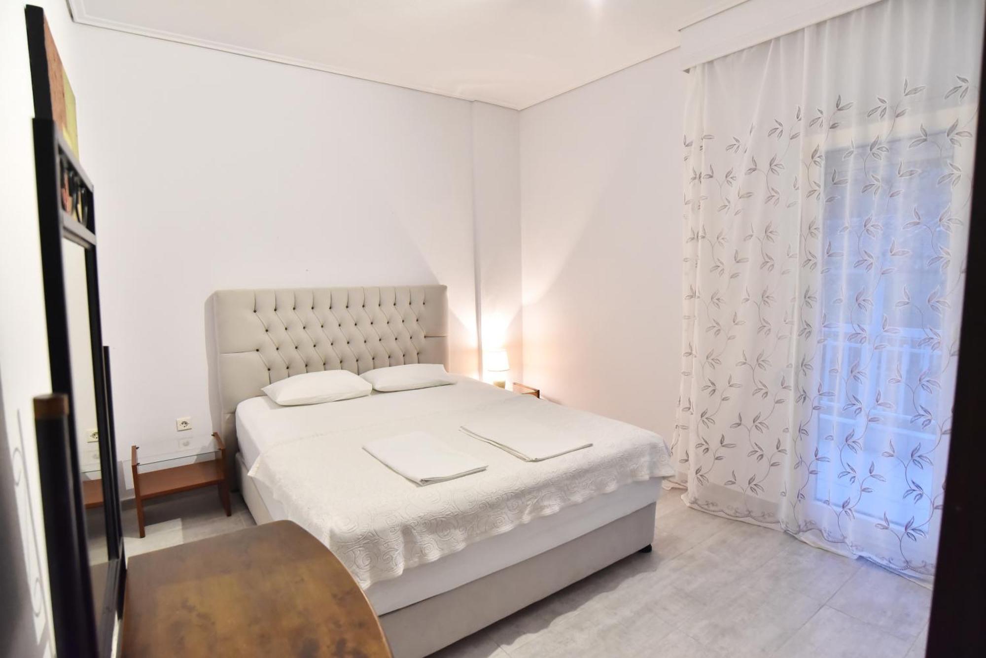 Luca Apartments PalaiónTsiflíkion Eksteriør bilde
