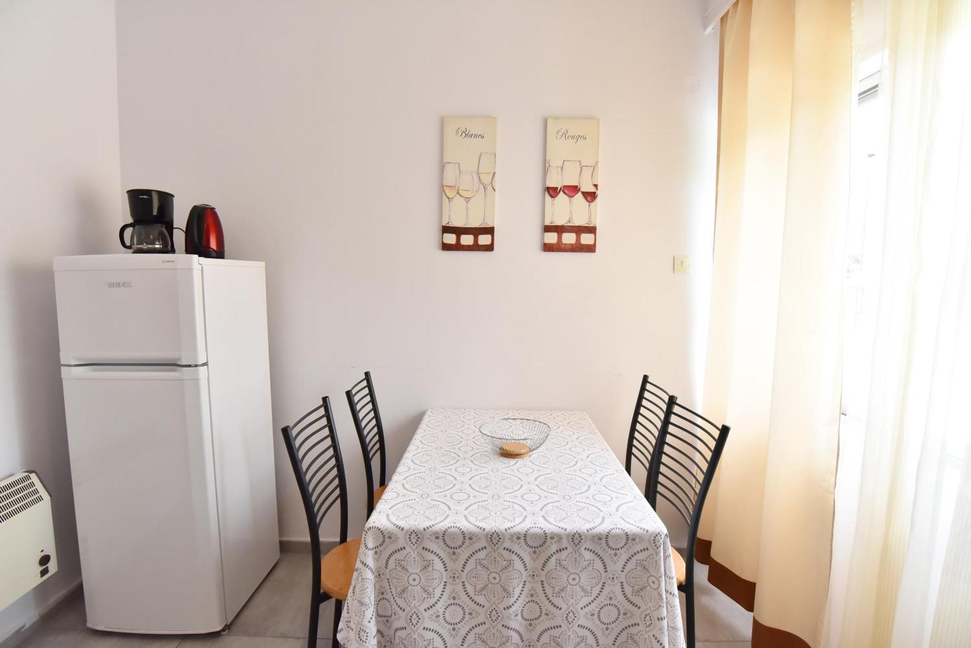 Luca Apartments PalaiónTsiflíkion Eksteriør bilde