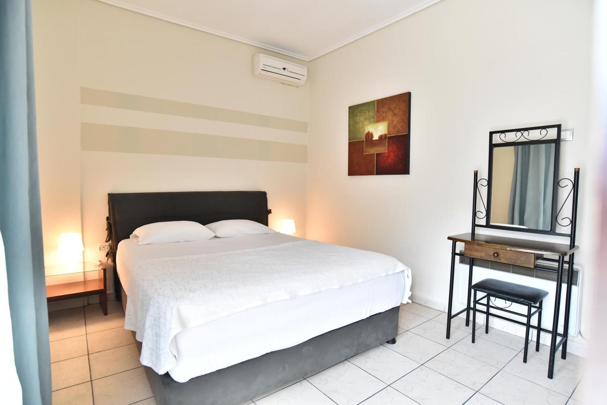 Luca Apartments PalaiónTsiflíkion Eksteriør bilde