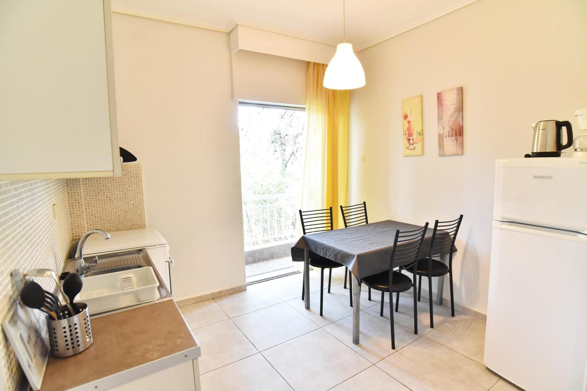 Luca Apartments PalaiónTsiflíkion Eksteriør bilde