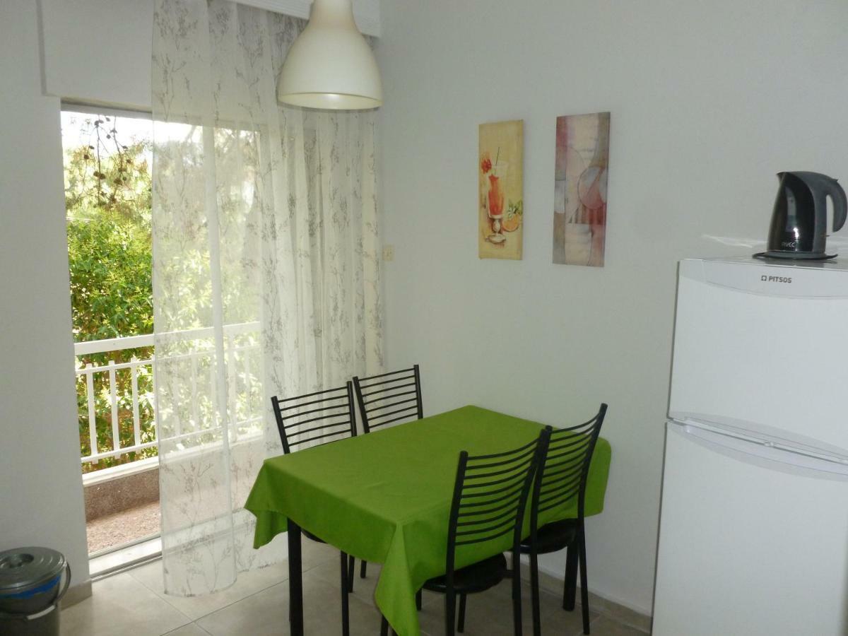 Luca Apartments PalaiónTsiflíkion Eksteriør bilde